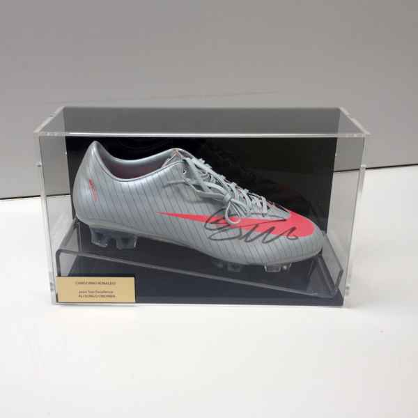 vitrinedoos - stolp in plexi