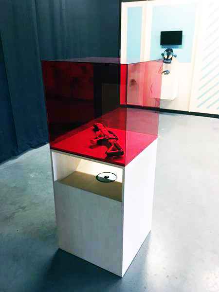 vitrinedoos - stolp in plexi